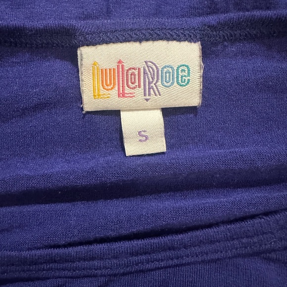 Great condition Lularoe Irma Size Small. - Picture 4 of 5